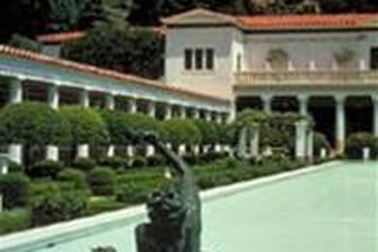 Bảo tàng chuyên mua đồ... ăn cắp