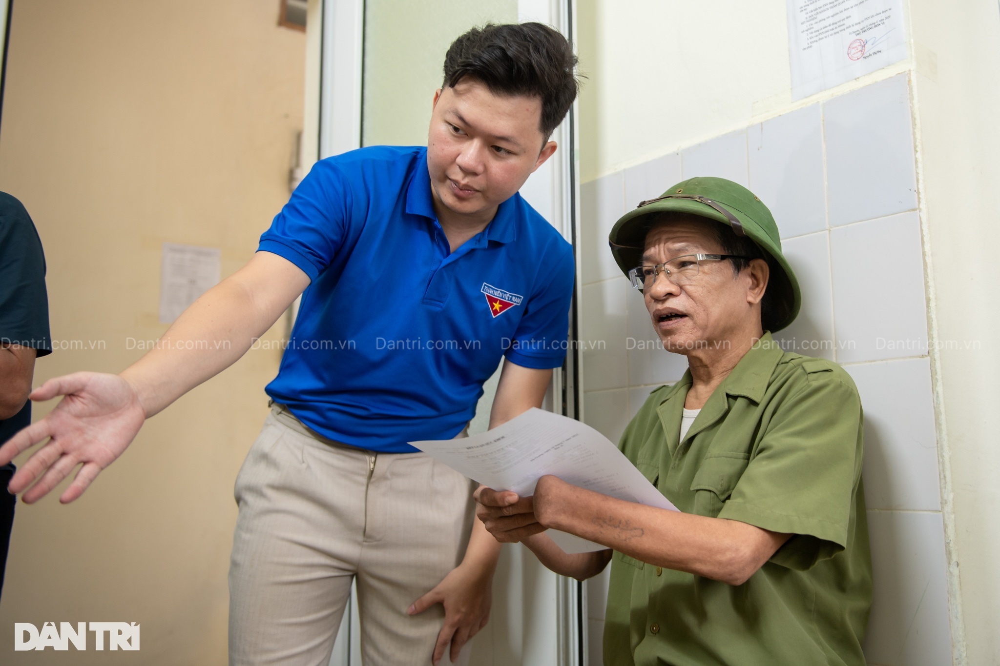 Hành trình khám bệnh, tri ân người có công dịp 27/7 của Dân trí - 19 Hành trình khám bệnh, tri ân người có công dịp 27/7 của Dân trí - 19