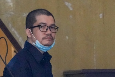 "Siêu lừa" Nguyễn Thái Luyện cùng 22 đồng phạm hầu tòa