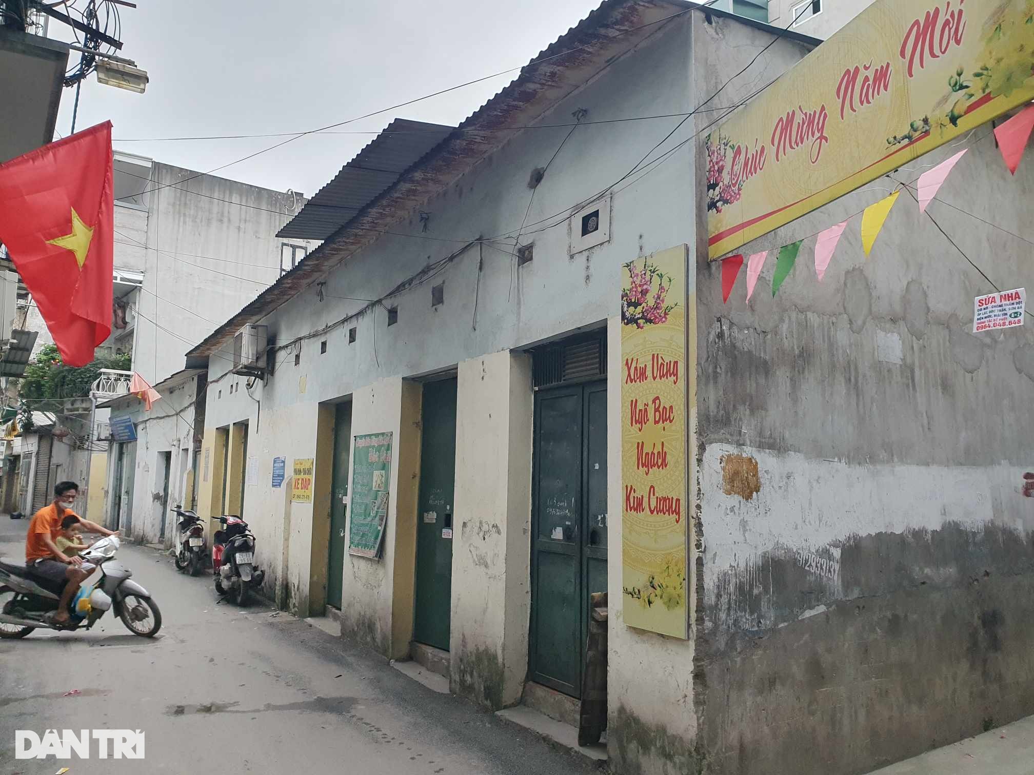 Hà Nội đắt đỏ, khó mua nhà: Lương 50-60 triệu đồng/tháng mới dám tính chuyện an cư? - 1 Hà Nội đắt đỏ, khó mua nhà: Lương 50-60 triệu đồng/tháng mới dám tính chuyện an cư? - 1