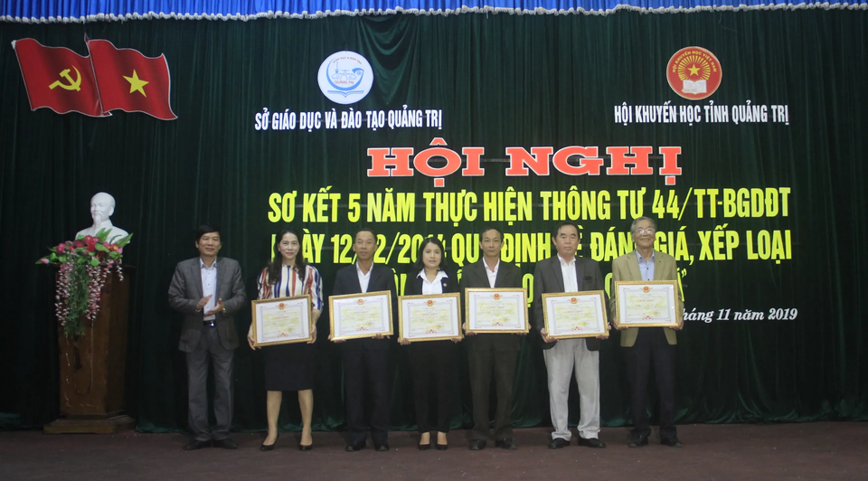 Quảng Trị: Nhân rộng các mô hình học tập, nâng cao ý thức tự học cho người lớn - 1 Quảng Trị: Nhân rộng các mô hình học tập, nâng cao ý thức tự học cho người lớn - 1