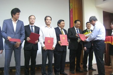 Sẽ mua hết ngân hàng âm vốn 