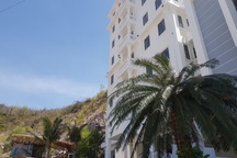 Loạt biệt thự “bát nháo”, xây vượt tầng ở Nha Trang