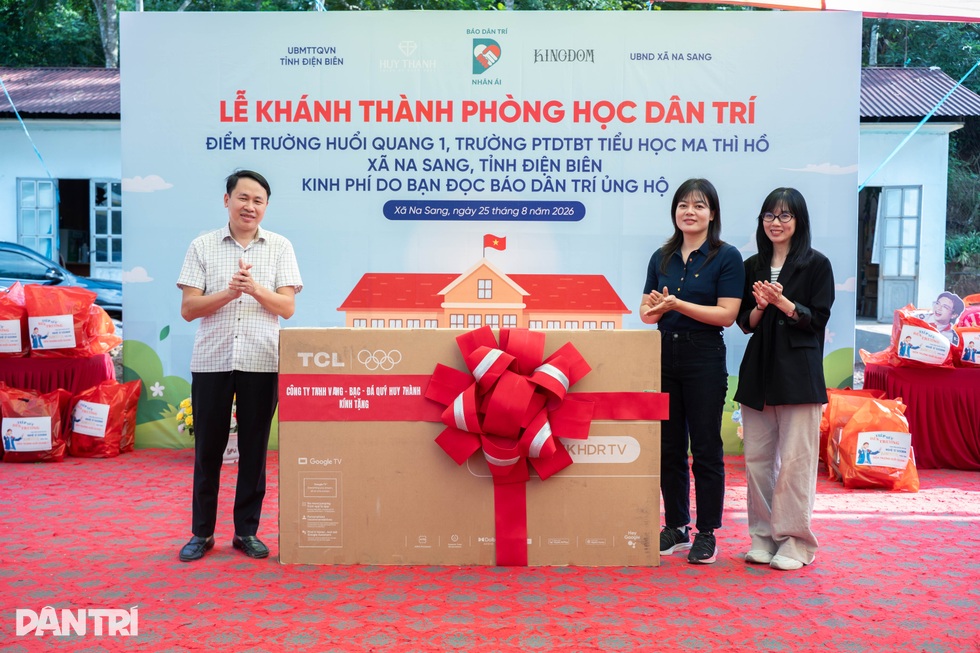 Có nụ cười, niềm tin yêu từ Huổi Quang 1: “Hôm nay con rất vui ạ!” - 15 Có nụ cười, niềm tin yêu từ Huổi Quang 1: “Hôm nay con rất vui ạ!” - 15