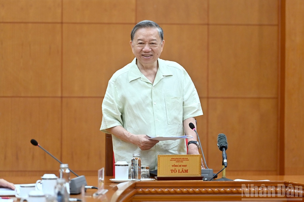 Secretarul General vorbește despre orientarea planificării urbane și rurale după fuziune - 2 Tổng Bí thư nói về định hướng quy hoạch đô thị, nông thôn sau sáp nhập - 2