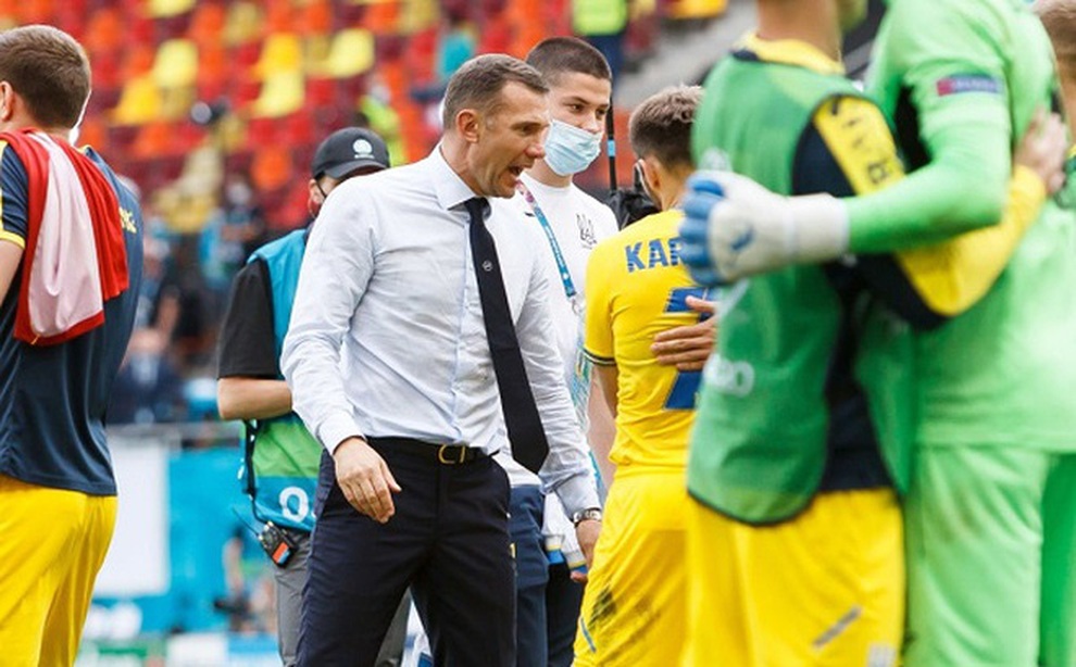 Lewandowski không cứu nổi Ba Lan, Ukraine nhận quà từ trên trời rơi xuống - 2 Lewandowski không cứu nổi Ba Lan, Ukraine nhận quà từ trên trời rơi xuống - 2