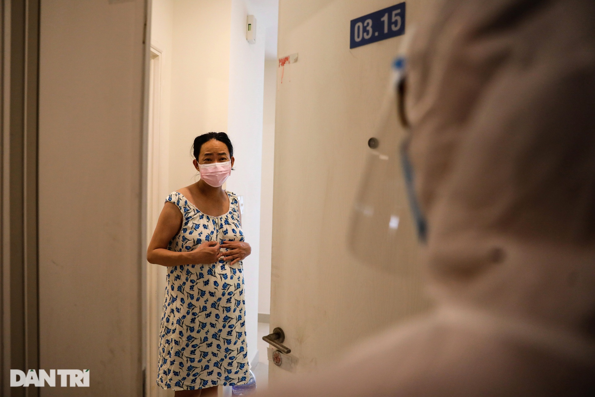 Gặp mặt, trò chuyện trực tiếp với hàng trăm F0 ở TPHCM - 11 Gặp mặt, trò chuyện trực tiếp với hàng trăm F0 ở TPHCM - 11