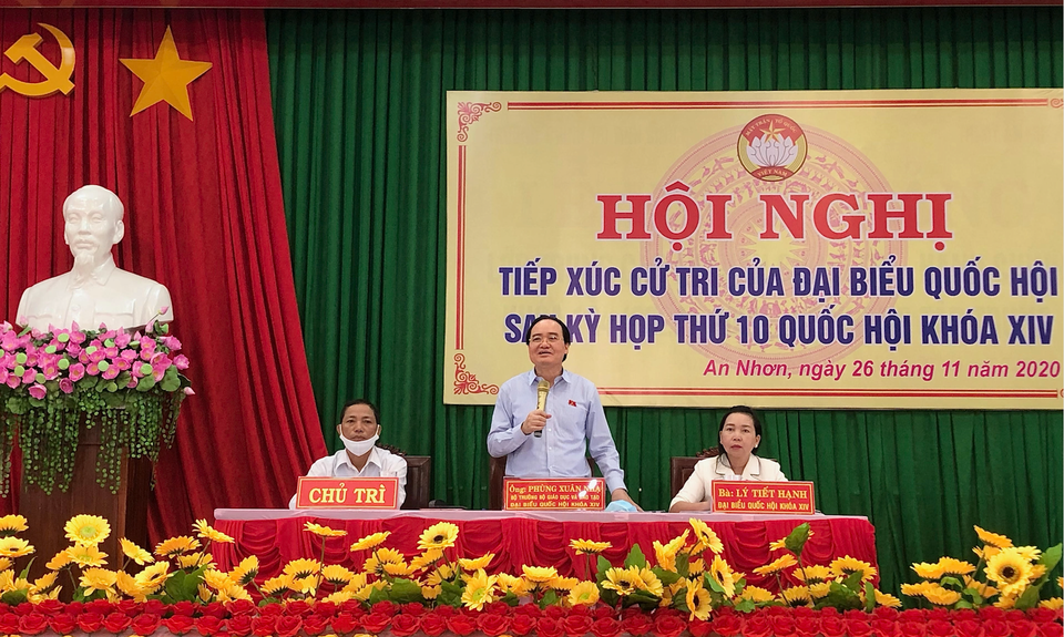 Bộ trưởng Phùng Xuân Nhạ trả lời cử tri về nâng chuẩn giáo viên - 1 Bộ trưởng Phùng Xuân Nhạ trả lời cử tri về nâng chuẩn giáo viên - 1