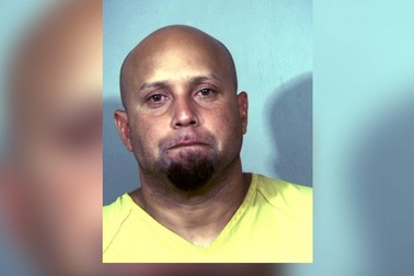 Kẻ đột nhập Nhà trắng giấu 800 viên đạn trong xe