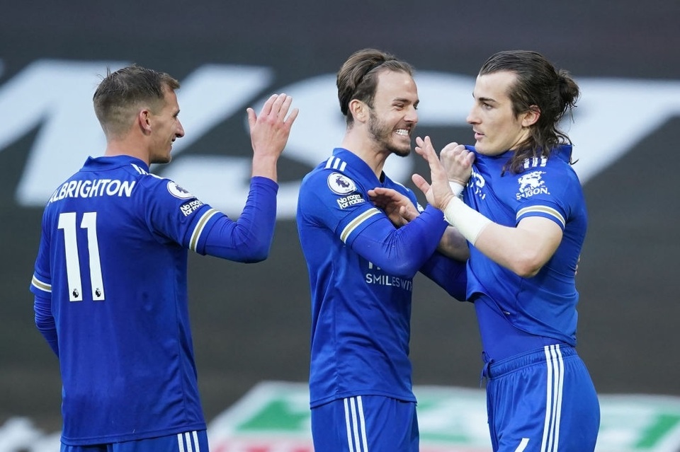 Man Utd 1-2 Leicester: Bầy cáo chiến thắng, Man City được hưởng lợi - 4 Man Utd 1-2 Leicester: Bầy cáo chiến thắng, Man City được hưởng lợi - 4