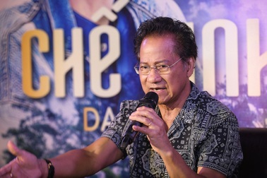 Chế Linh: "Bao năm nay người ta cứ bảo tôi nhiều vợ"