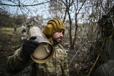 Nga đưa lực lượng tinh nhuệ nhất đến Kursk