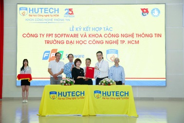 Doanh nghiệp làm "hướng dẫn viên" giúp sinh viên IT HUTECH định hướng nghề nghiệp