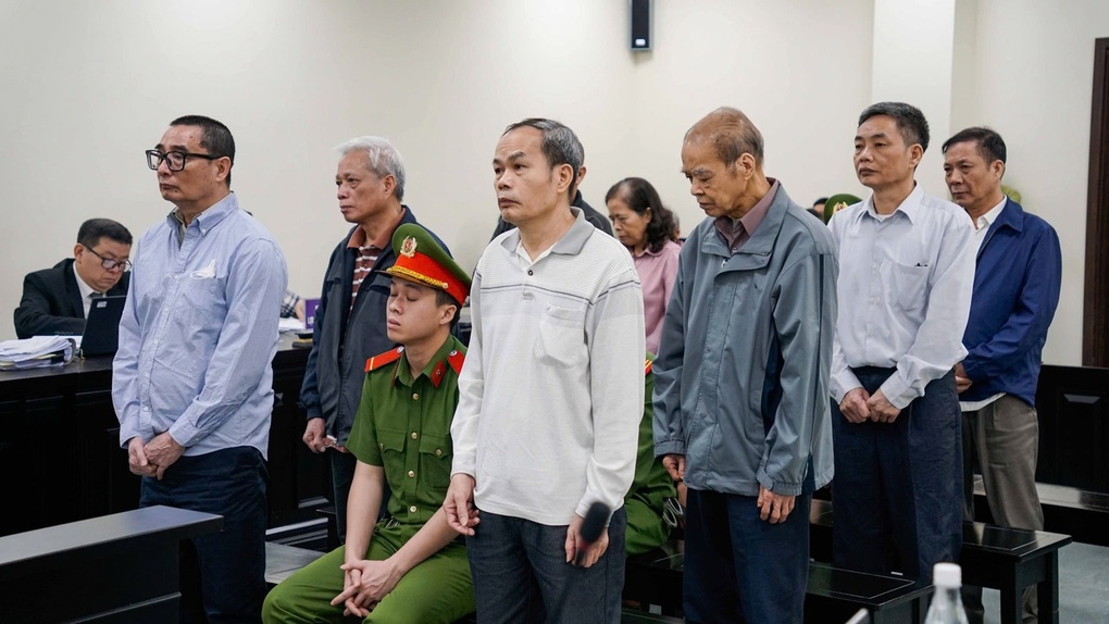 Bán rẻ đất vàng, cựu Tổng giám đốc Công ty Chè Việt Nam lĩnh 12 năm tù - 1 Bán rẻ đất vàng, cựu Tổng giám đốc Công ty Chè Việt Nam lĩnh 12 năm tù - 1