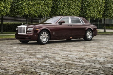 Ngày càng nhiều người trẻ mua Rolls-Royce