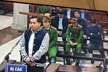 Vũ “nhôm” mua 200 xe mô tô tặng công an TPHCM và Đà Nẵng?