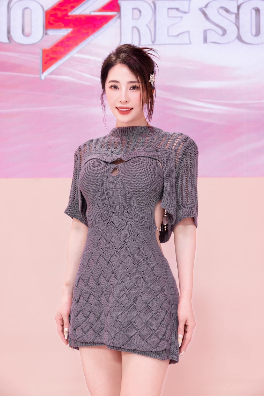 Tình duyên trắc trở của Quỳnh Nga và các Chị đẹp đạp gió rẽ sóng - 6 Tình duyên trắc trở của Quỳnh Nga và các Chị đẹp đạp gió rẽ sóng - 6