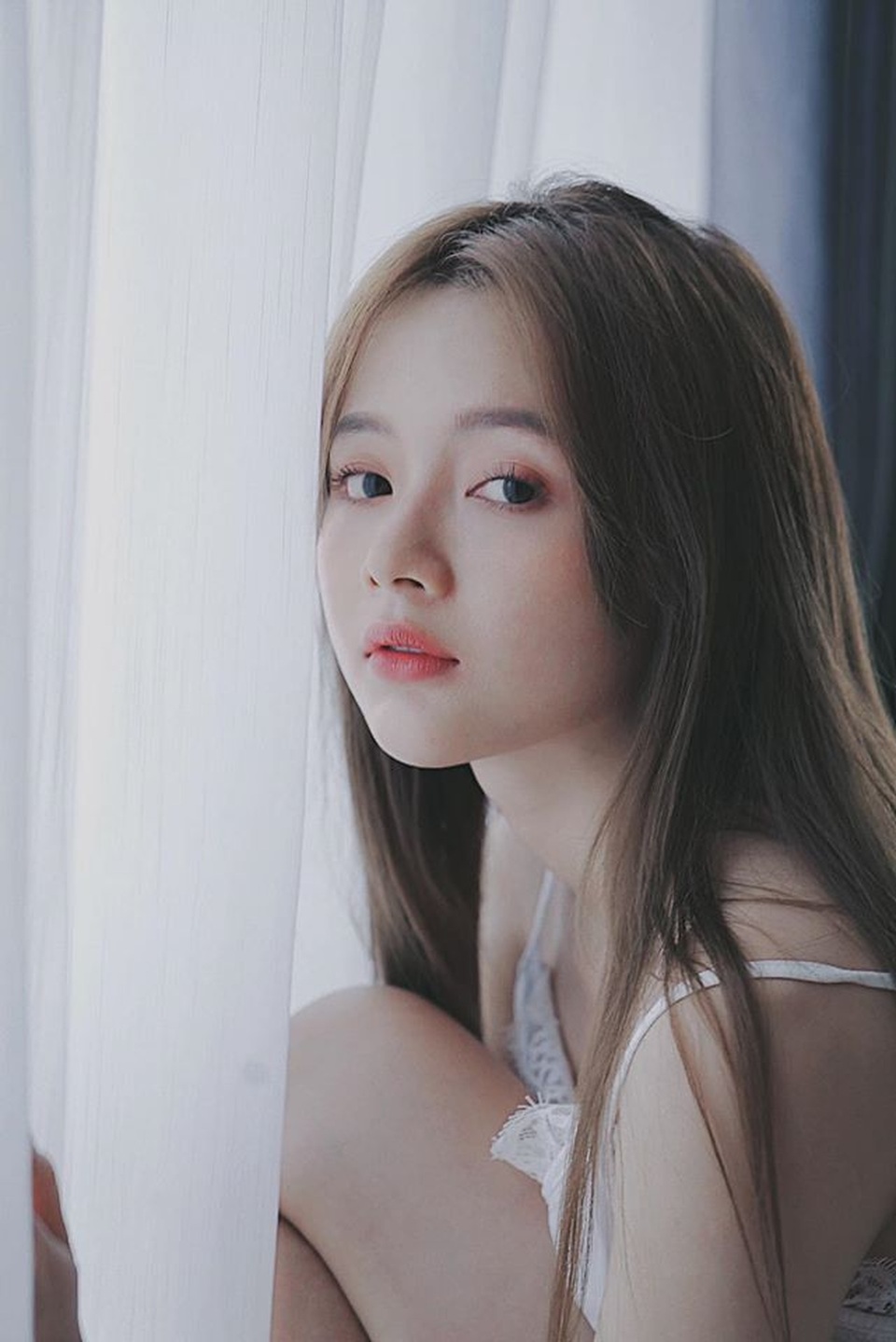 Sau 7 năm, búp bê ảnh thẻ vẫn đẹp thơ ngây, quyến rũ - 8 Sau 7 năm, búp bê ảnh thẻ vẫn đẹp thơ ngây, quyến rũ - 8