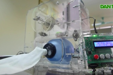 Mục sở thị máy trợ thở giá rẻ "made in Việt Nam"