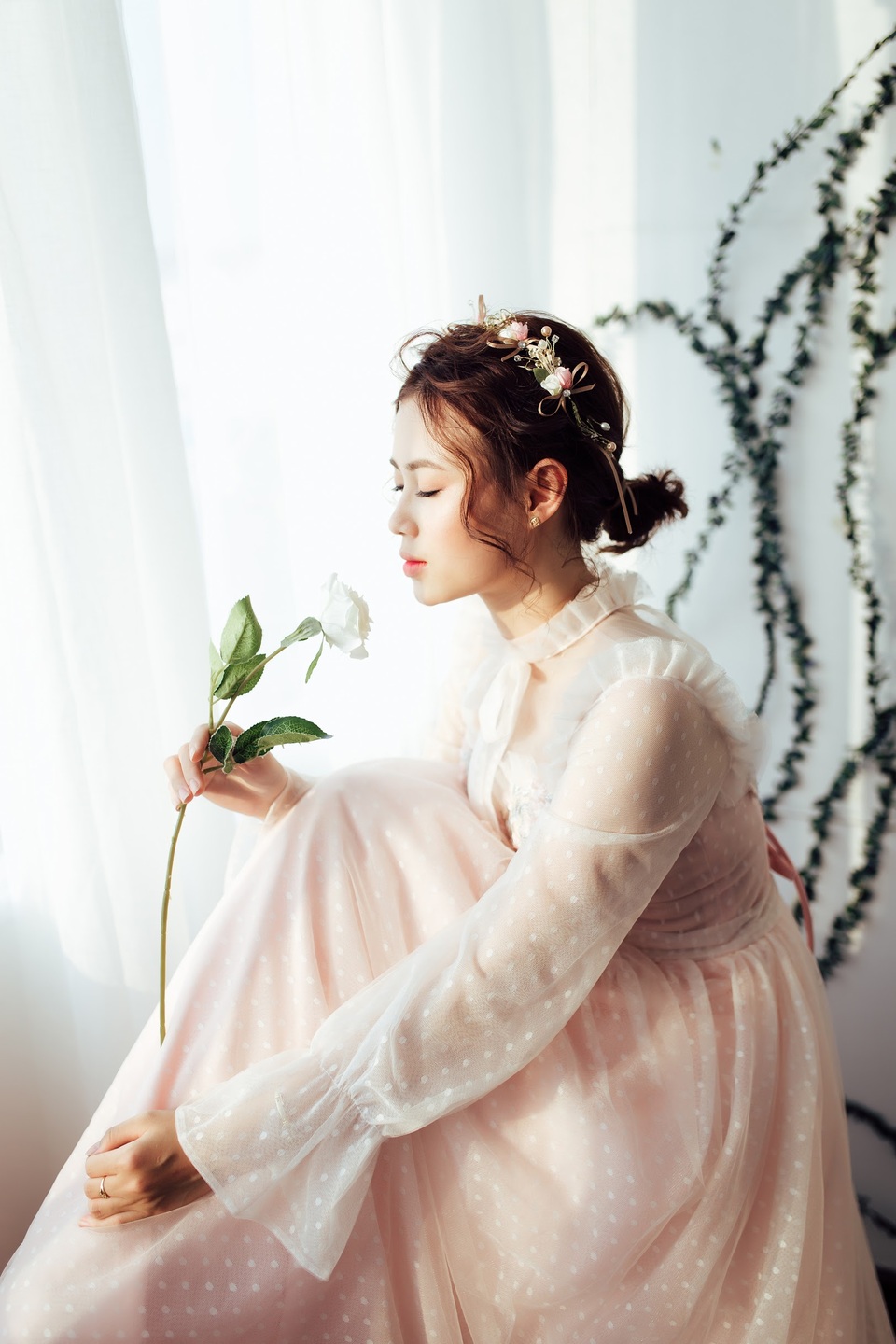 Cô giáo trẻ với clip quay cùng học trò hút gần 10 triệu view trên TikTok - 1 Cô giáo trẻ với clip quay cùng học trò hút gần 10 triệu view trên TikTok - 1