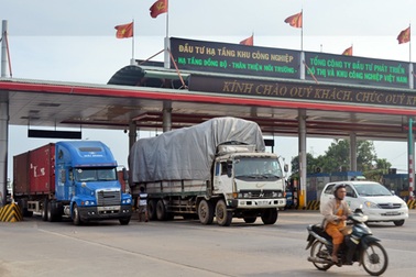 Phí quốc lộ 51 tăng gấp đôi từ ngày 1/1/2013