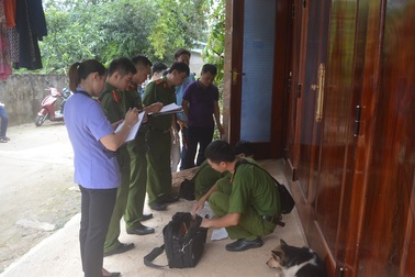 Khởi tố vụ án bác sĩ giết vợ rồi chở xác đi phi tang