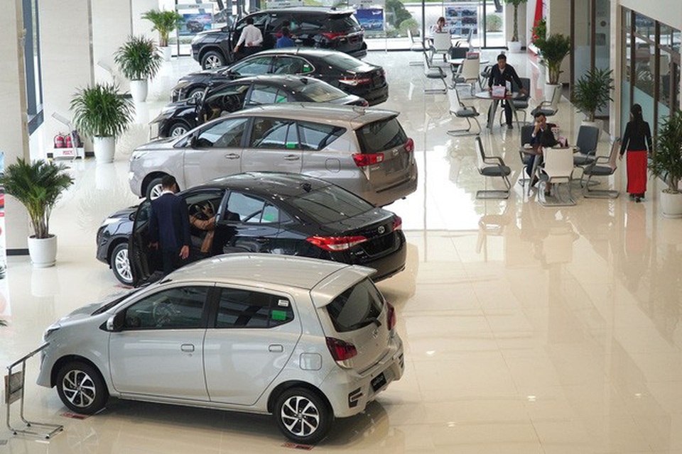 Thuế giảm, xe ế: Giá ô tô sẽ còn rẻ nữa? - 1 Thuế giảm, xe ế: Giá ô tô sẽ còn rẻ nữa? - 1