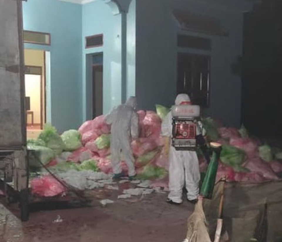 Công an Vĩnh Phúc vào cuộc vụ thu gom 620 kg khẩu trang cũ - 1 Công an Vĩnh Phúc vào cuộc vụ thu gom 620 kg khẩu trang cũ - 1