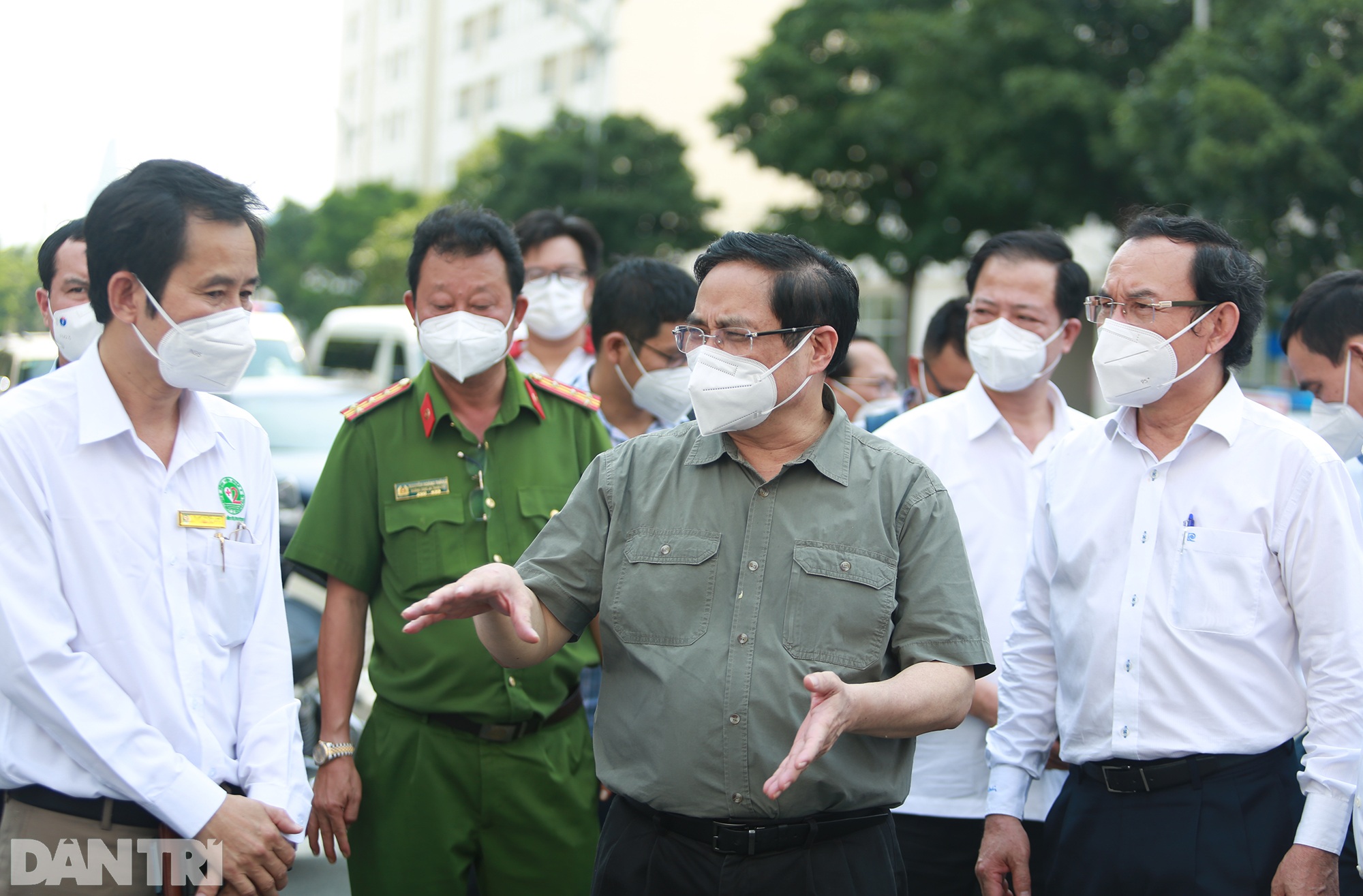 Thủ tướng Phạm Minh Chính thị sát bệnh viện dã chiến 16.000 giường ở TPHCM - 4 Thủ tướng Phạm Minh Chính thị sát bệnh viện dã chiến 16.000 giường ở TPHCM - 4