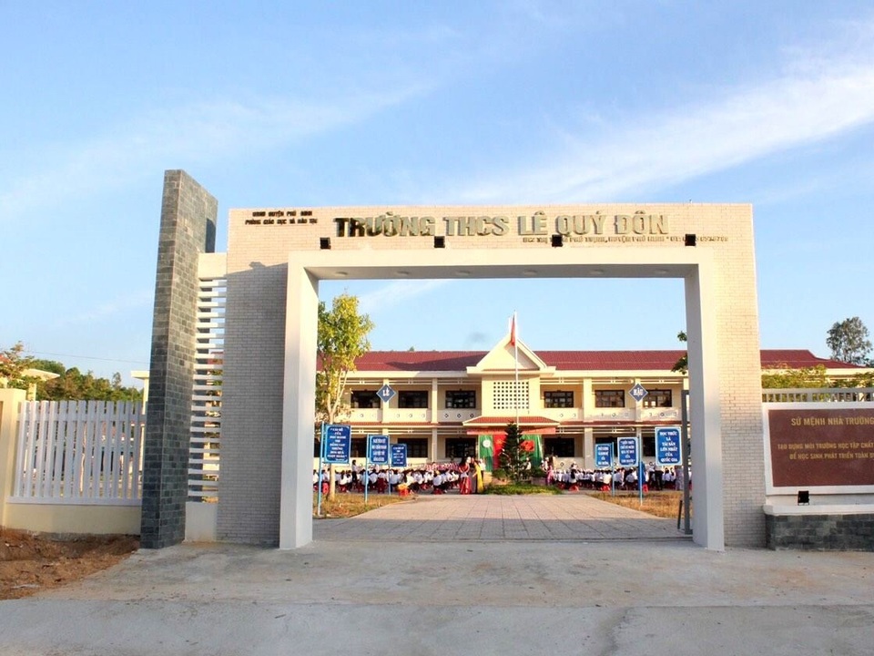 Dừng mô hình một trường THCS chất lượng cao vì thiếu cơ sở pháp lý - 1