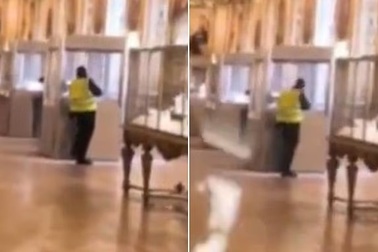 Khoảnh khắc trộm đánh cắp trang sức vô giá ở bảo tàng Pháp