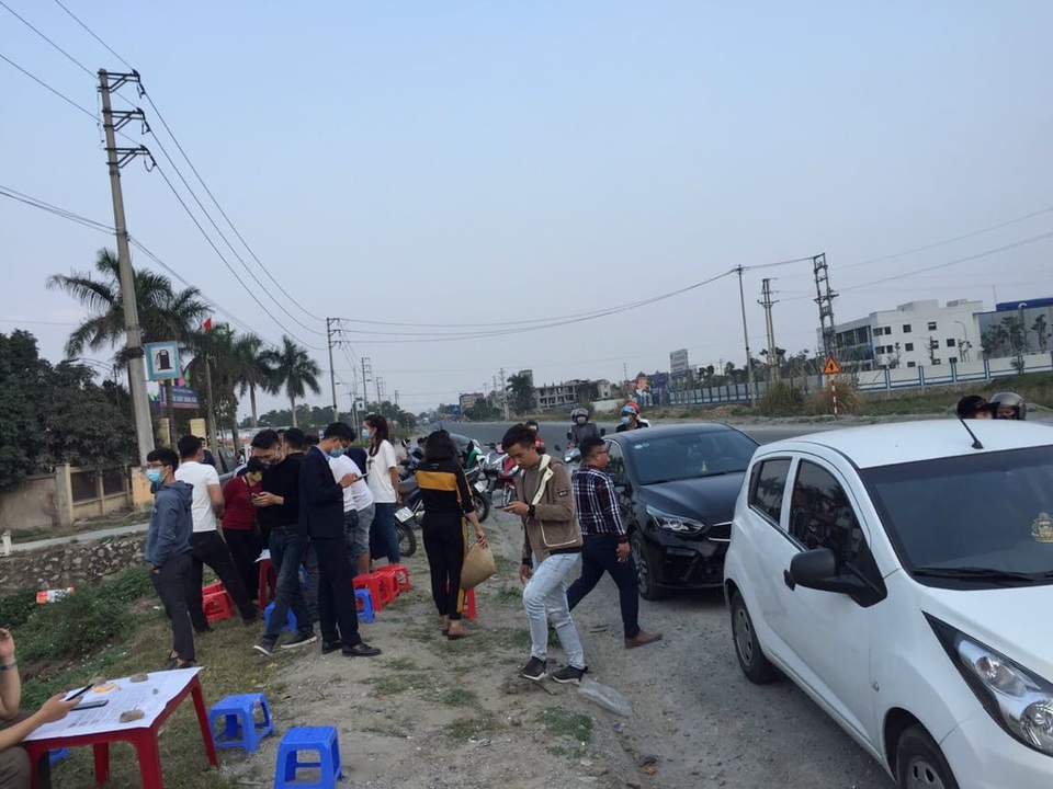 Cò mồi gây sốt đất có phải môi giới tại các sàn bất động sản? - 2 Cò mồi gây sốt đất có phải môi giới tại các sàn bất động sản? - 2
