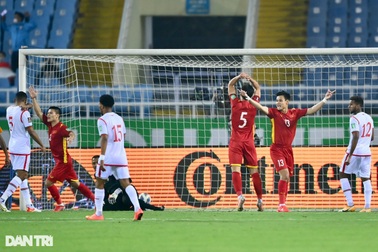 Vì sao đội tuyển Việt Nam không được hưởng phạt đền?