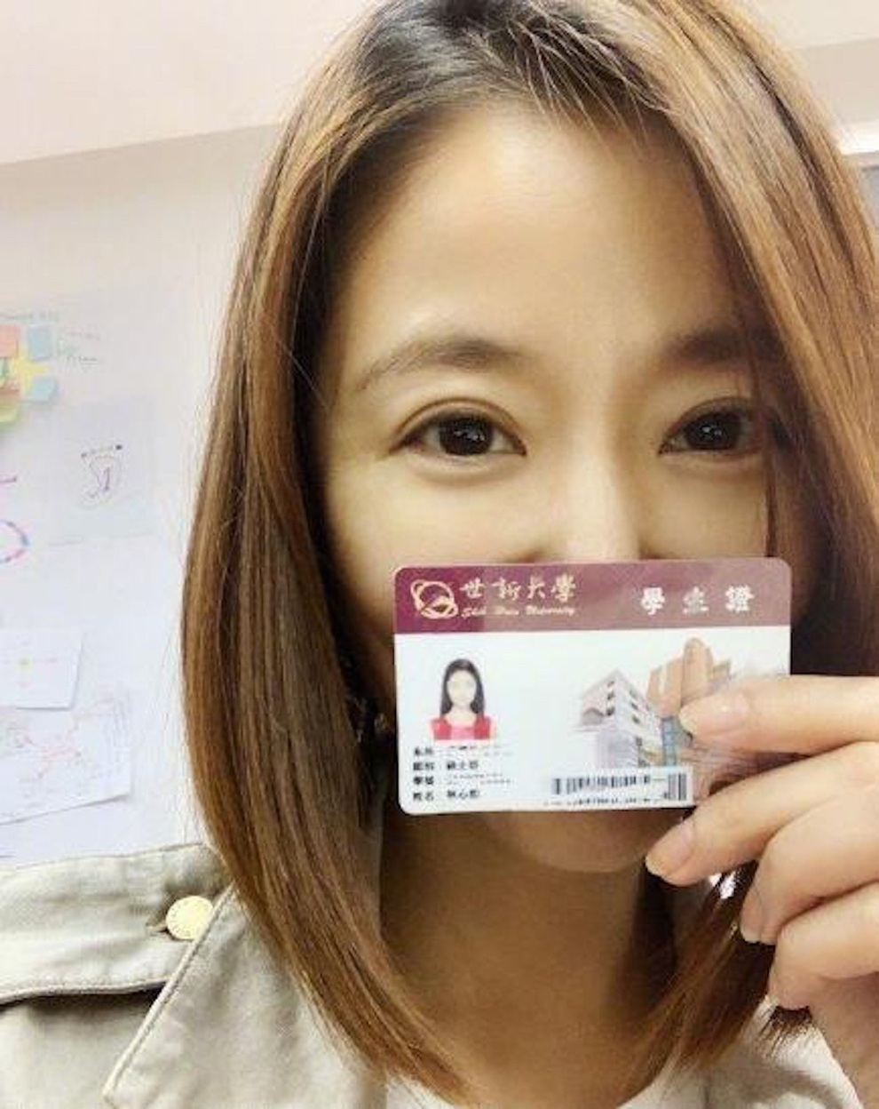 Tranh cãi quanh tấm bằng thạc sĩ ở tuổi 45 của Lâm Tâm Như - 2