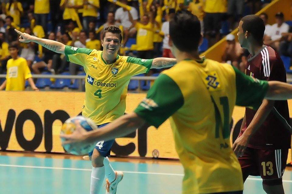 Các đối thủ của futsal Việt Nam ở World Cup 2021 mạnh như thế nào? - 3 Các đối thủ của futsal Việt Nam ở World Cup 2021 mạnh như thế nào? - 3