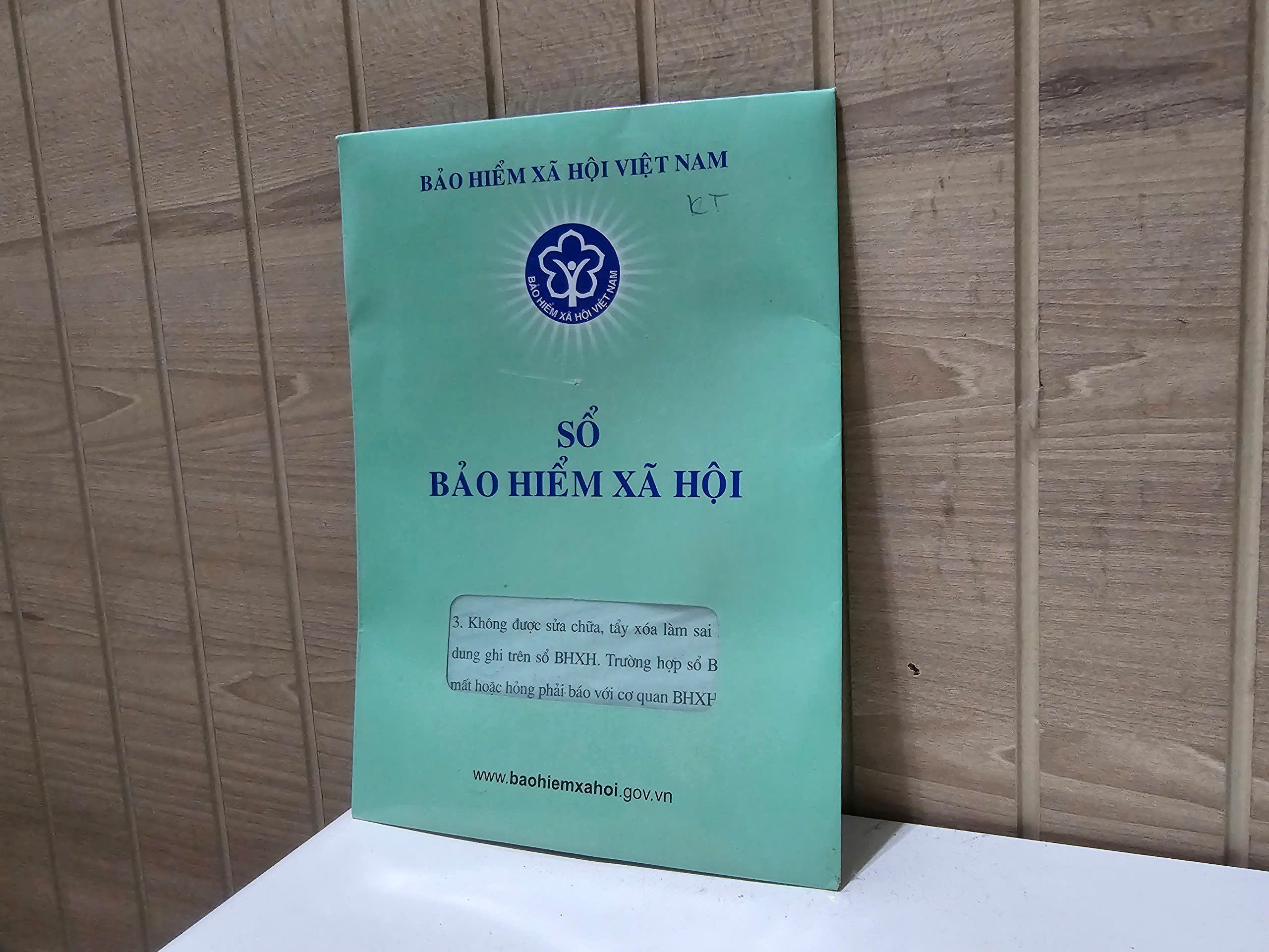 Cách xin cấp lại sổ Bảo hiểm Xã hội thông qua ứng dụng VssID
