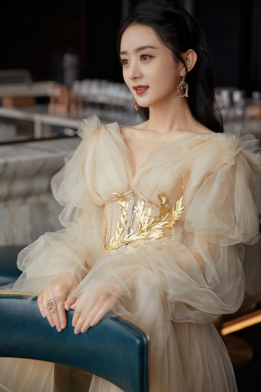 Hậu ly hôn: Triệu Lệ Dĩnh tươi như hoa, Phùng Thiệu Phong suy sụp - 5 Hậu ly hôn: Triệu Lệ Dĩnh tươi như hoa, Phùng Thiệu Phong suy sụp - 5