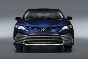 Toyota Camry 2021 có gì mới?