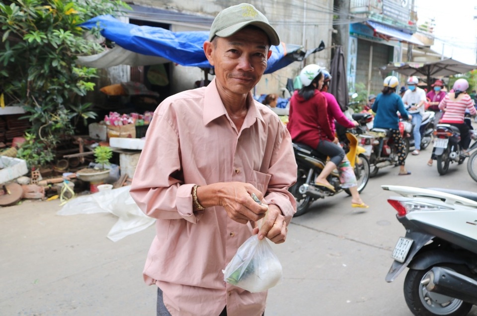 Nhộn nhịp phiên chợ bán Lộc đầu năm ở Phú Yên - 10 Nhộn nhịp phiên chợ bán Lộc đầu năm ở Phú Yên - 10