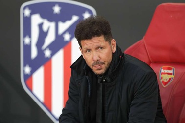 Simeone khẳng định đẳng cấp của Atletico ngang hàng Real Madrid