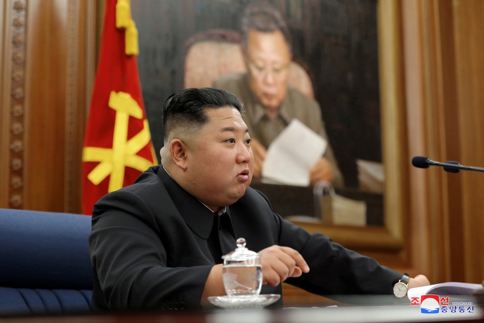 Ông Kim Jong-un chủ trì hội nghị quân sự giữa lúc căng thẳng với Mỹ - 2 Ông Kim Jong-un chủ trì hội nghị quân sự giữa lúc căng thẳng với Mỹ - 2