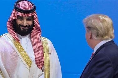 Lùm xùm vụ Saudi Arabia trả tiền thuê khách sạn của ông Trump