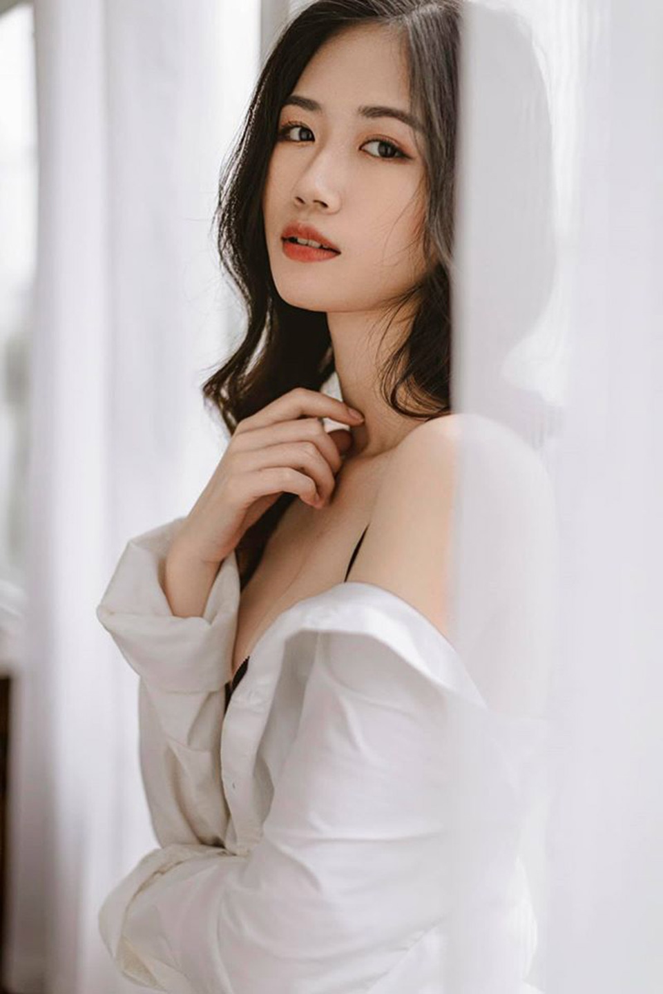 Nữ sinh 10X Hà thành được khen đẹp thuần khiết, dịu dàng - 3 Nữ sinh 10X Hà thành được khen đẹp thuần khiết, dịu dàng - 3