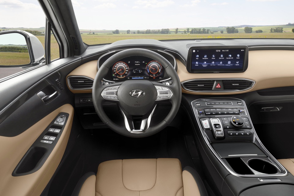 Lộ diện Hyundai Santa Fe 2021 - Dùng tiểu xảo để gia tăng kích thước - 10 Lộ diện Hyundai Santa Fe 2021 - Dùng tiểu xảo để gia tăng kích thước - 10
