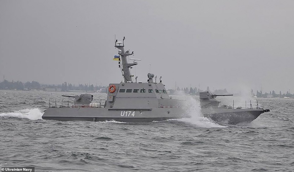 Tàu chiến Ukraine dọa nổ súng vào tàu Nga, Moscow khóa một phần Biển Đen - 1 Tàu chiến Ukraine dọa nổ súng vào tàu Nga, Moscow khóa một phần Biển Đen - 1
