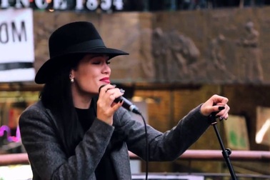 Jessie J - Price Tag