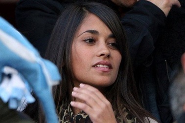 Chiêm ngưỡng vẻ đẹp người mang “truyền nhân” của Messi