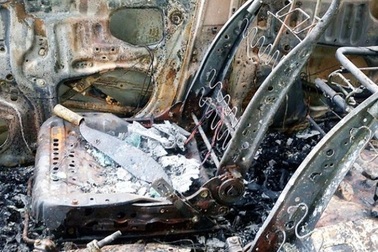 Khởi tố 25 nghi can trong vụ hỗn chiến, phóng hỏa đốt xe Innova