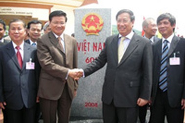 Khánh thành mốc giới 605 cửa khẩu Lao Bảo