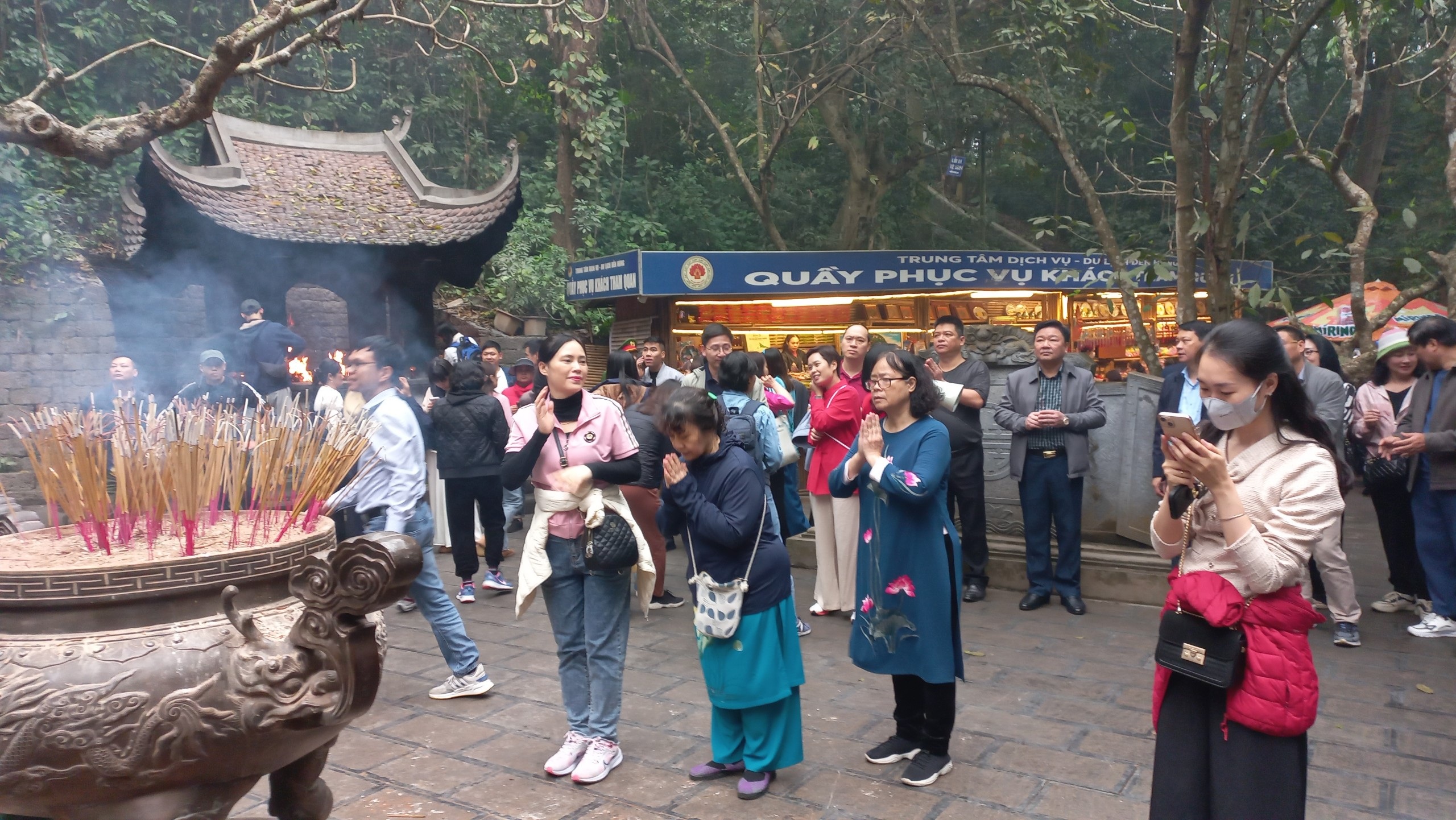 den hung 1.jpg den hung 1.jpg